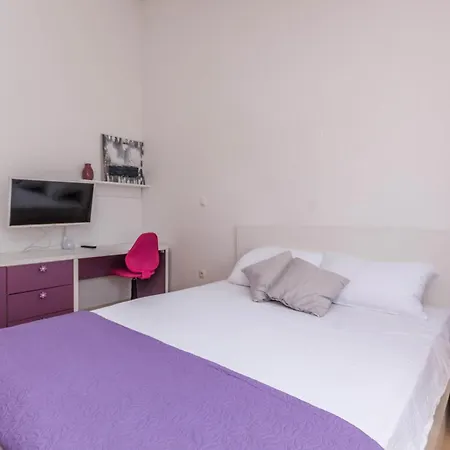 Gorgeous Home In Sikovo With Wifi Sikovo